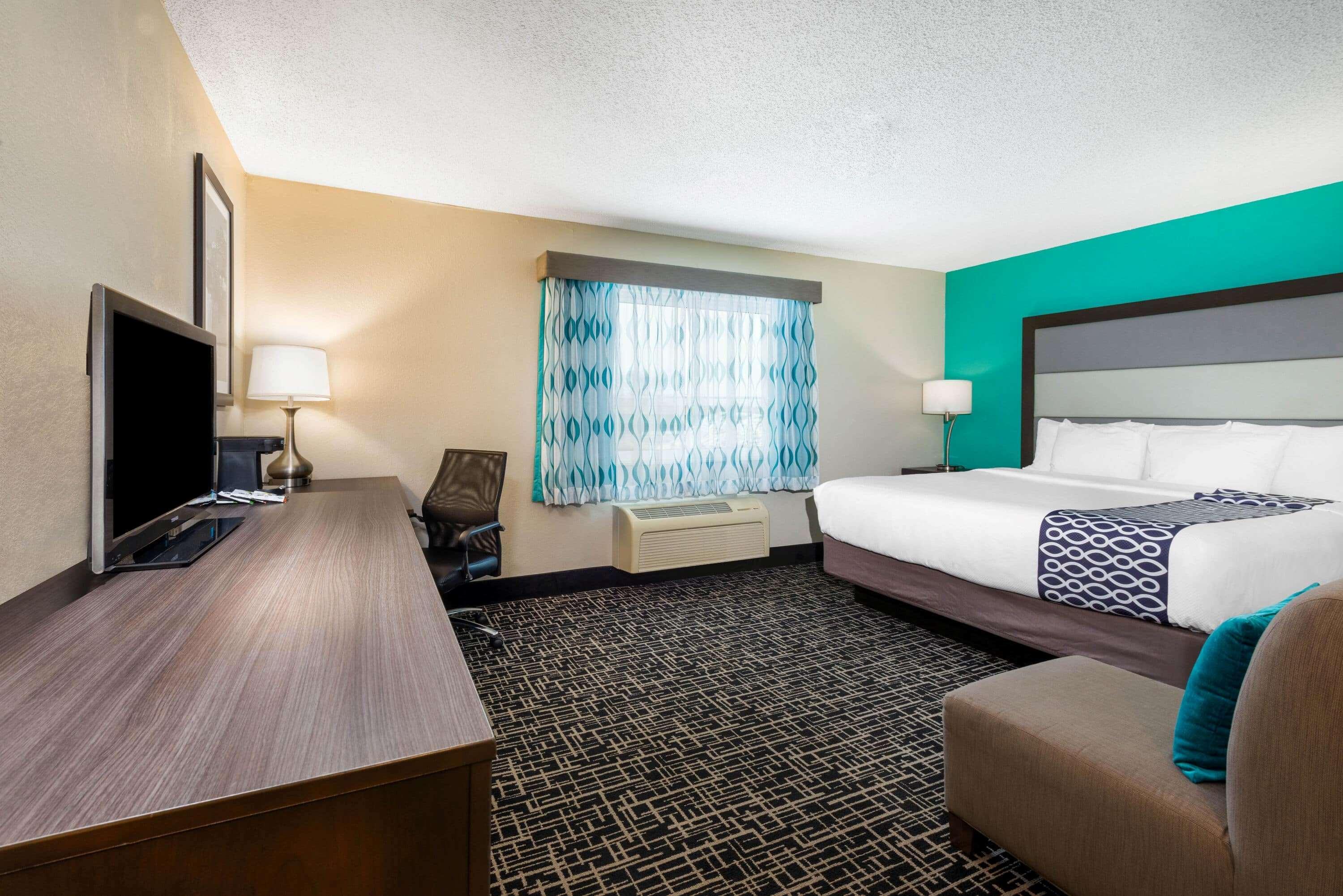 La Quinta By Wyndham Hotel