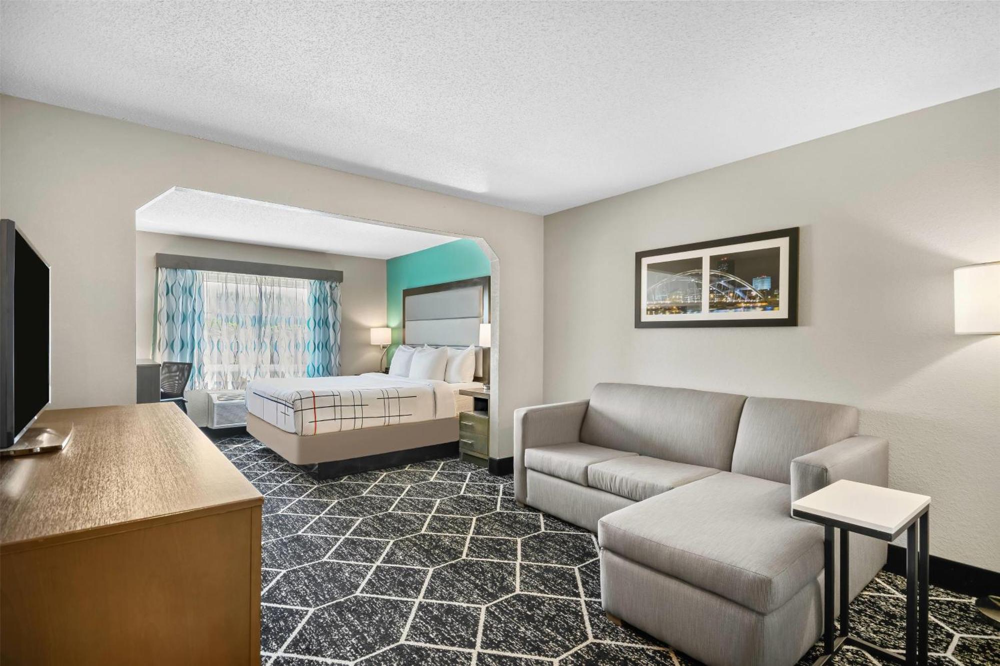 Hotel La Quinta By Wyndham 3*